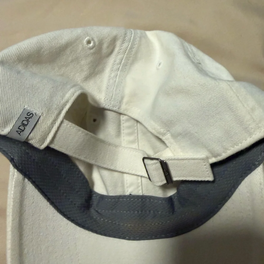 Women’s athletic cap Adidas Hat white
